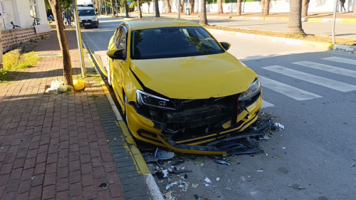 Park halindeki araçları hurdaya çevirdi, 3.41 promil alkollü çıktı